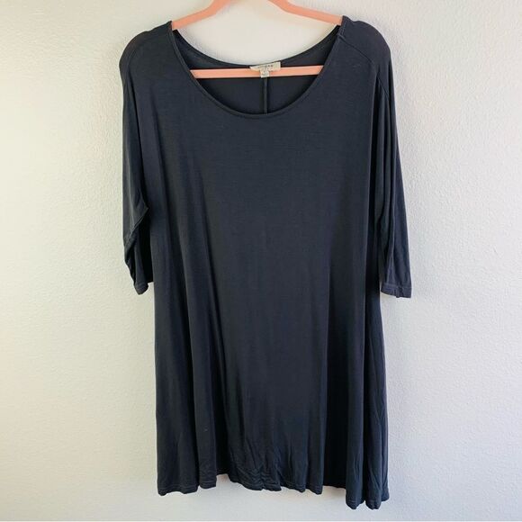 Umgee Gray Tunic Top - Picture 1 of 3